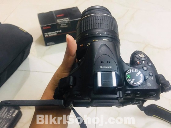 Nikon D5200 DSLR 24.1 MP With 18-55mm Lens